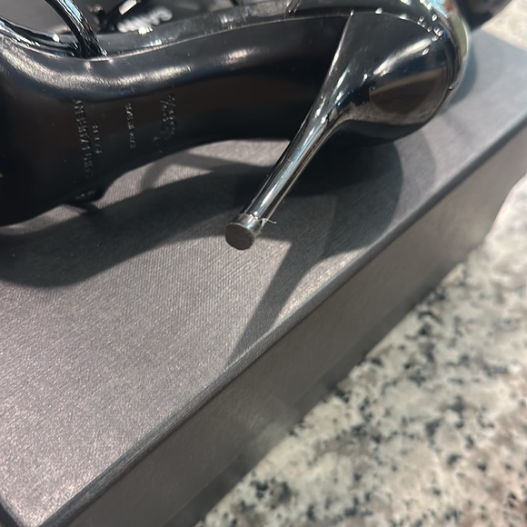 Saint Laurent Glossy Black Strappy Heels - Picture 9 of 17